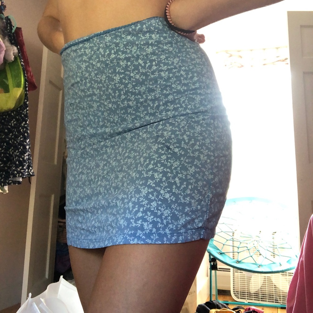 Brandy Melville pheobe skirt